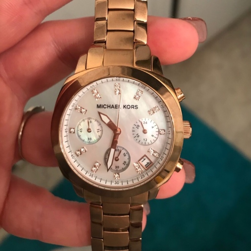 MK WATCH